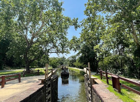 maryland/capital-region/landmark/c-o-canal-lock-20