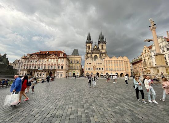 czechia/prague/stare-mesto/landmark/mariansky-sloup