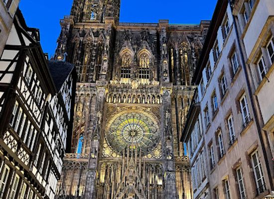 france/strasbourg/european-quarter/landmark/cathedrale-notre-dame-de-strasbourg