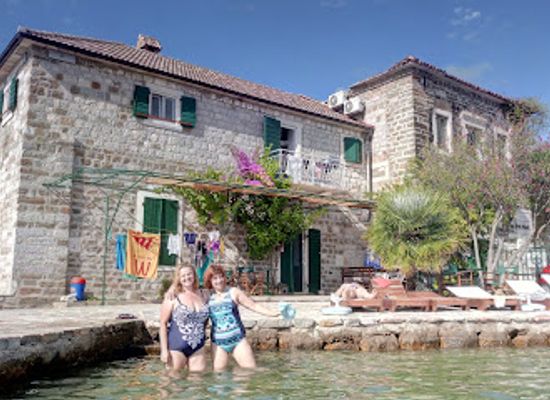 montenegro/tivat/landmark/verona-house