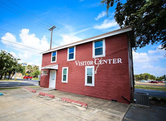 texas/brownsville/landmark/scale-house-visitors-center