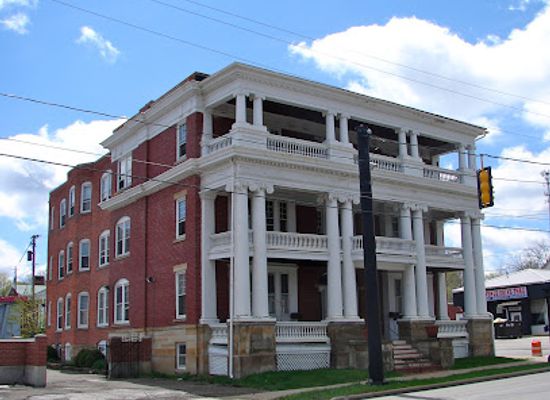 ohio/mansfield/landmark/colonial-apartments