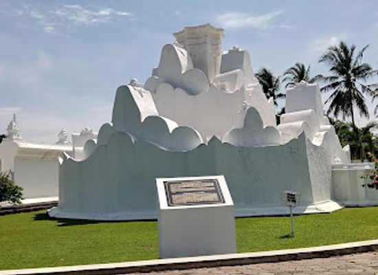 indonesia/aceh/landmark/putroe-phang-park