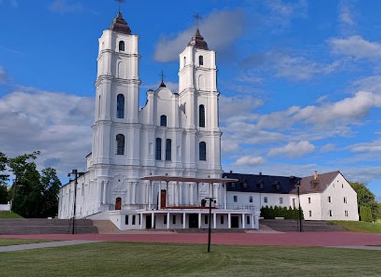 latvia/teici-nature-reserve/landmark/basilica-of-the-assumption-of-blessed-virgin-mary-aglona