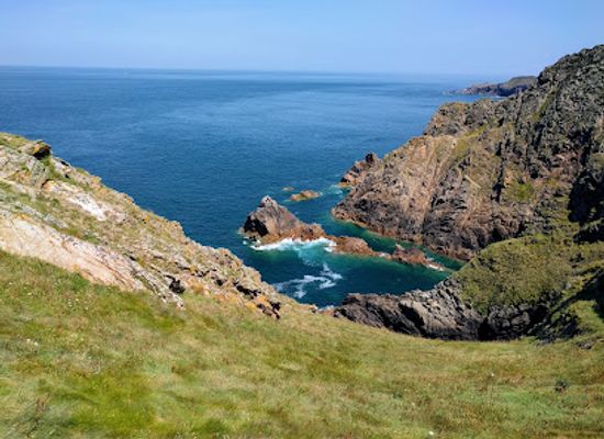 jersey/rozel-bay/landmark/grosnez-castle