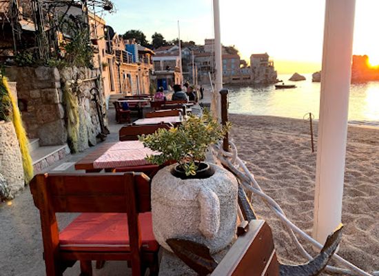 montenegro/bar-riviera/landmark/konoba-langust