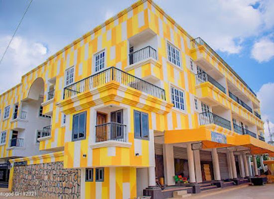ghana/kwahu/landmark/freedom-hills-hotel