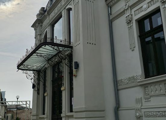 romania/oltenia/landmark/muzeul-cartii-si-exilului-romanesc