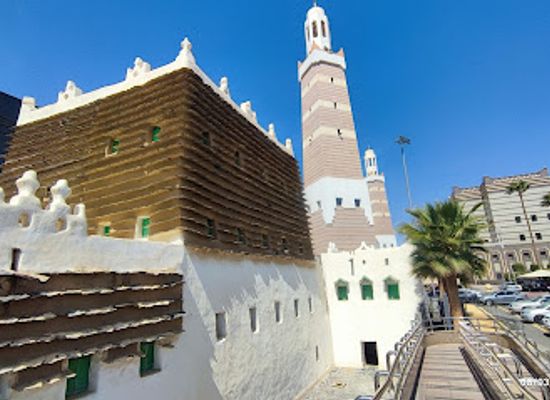 saudi-arabia/asir/landmark/al-bahar-historical-square