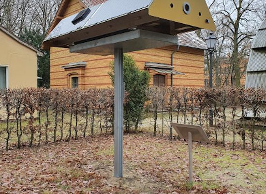 germany/potsdam/landmark/modell-der-grace-fo-satelliten