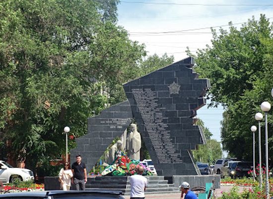 kazakhstan/semey/landmark/pamyatnik-pavshim-v-afganskoy-voyne