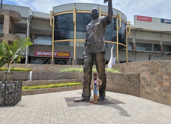 zambia/lusaka/longacres/landmark/longacres-mall