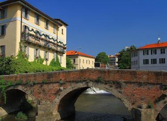 italy/brianza/landmark/ponte-di-san-gerardo