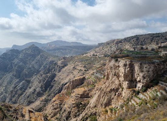 oman/jebel-akhdar/landmark/jabal-al-akhdar-viewpoint