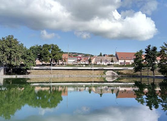 hungary/pecs/landmark/balokany-pepita-kozossegi-ter