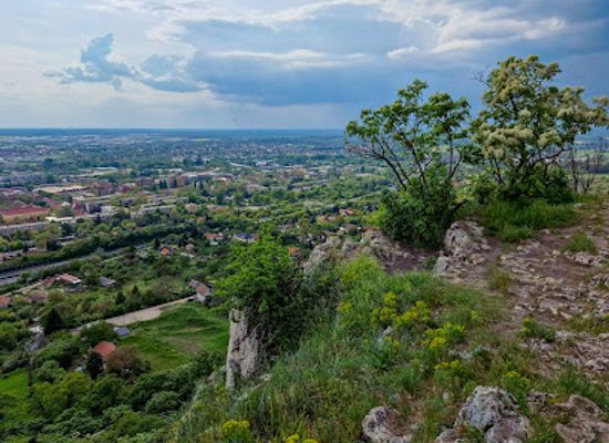 hungary/tatabanya/landmark/selim-cave