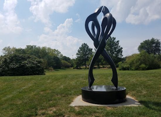 illinois/champaign/landmark/wandell-sculpture-garden