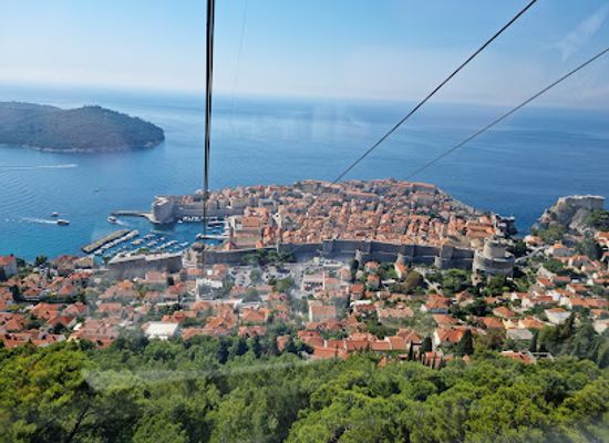 croatia/dubrovnik/landmark/dubrovnik-cable-car