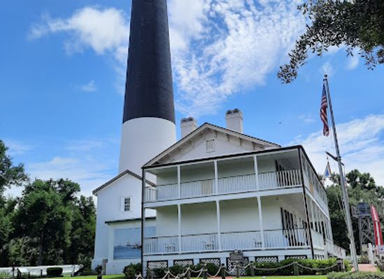 florida/pensacola/landmark/pensacola-lighthouse-maritime-museum