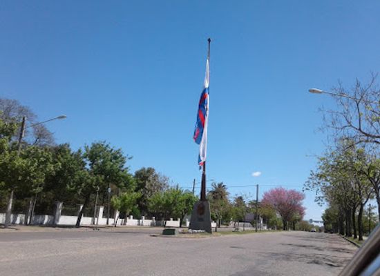 uruguay/paysandu/landmark/monumento-loba-romulo-y-remo