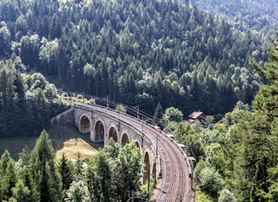 austria/semmering/landmark/semmeringbahn-adlitzgraben-viadukt