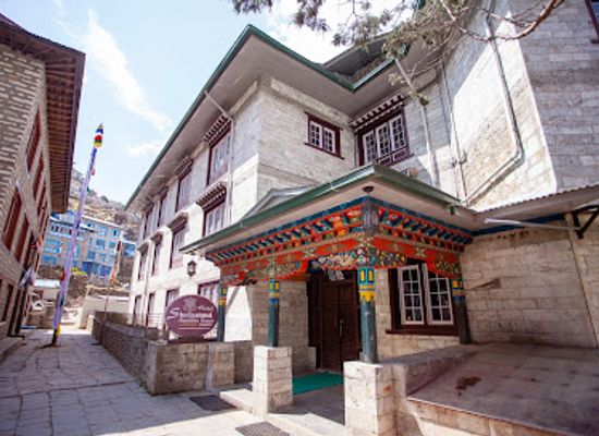 nepal/namche-bazaar/landmark/hotel-sherpaland
