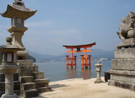 japan/shima/landmark/itsukushima
