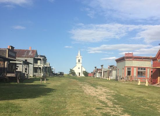 south-dakota/west-river/landmark/1880-town