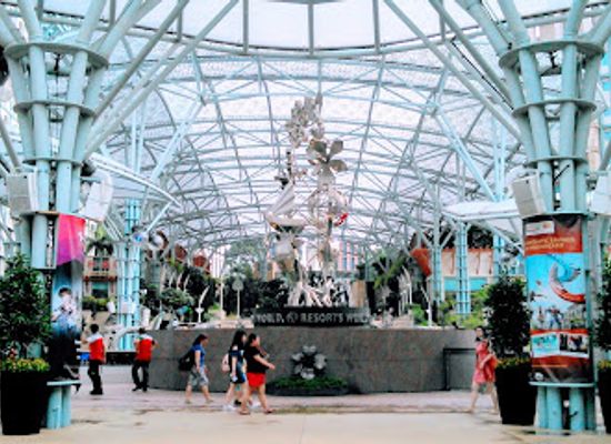 singapore/sentosa/resorts-world-sentosa/landmark/the-bull-ring