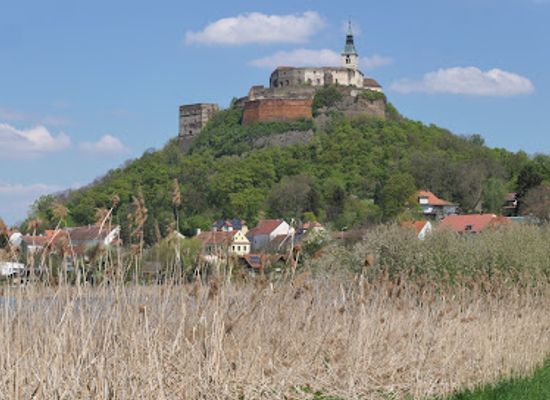 austria/thermenregion/landmark/gussing-castle