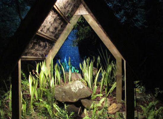 norfolk-island/burnt-pine/landmark/wonderland-by-night