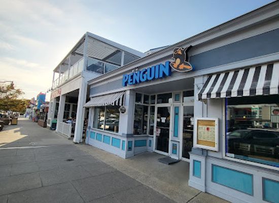 delaware/bethany-beach/landmark/the-penguin