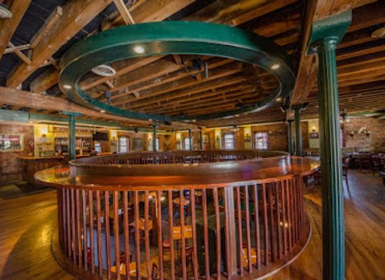 new-york/poughkeepsie/landmark/mahoney-s-irish-pub-steakhouse