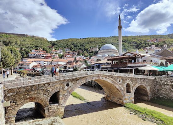 kosovo/gjakova/landmark/stone-bridge
