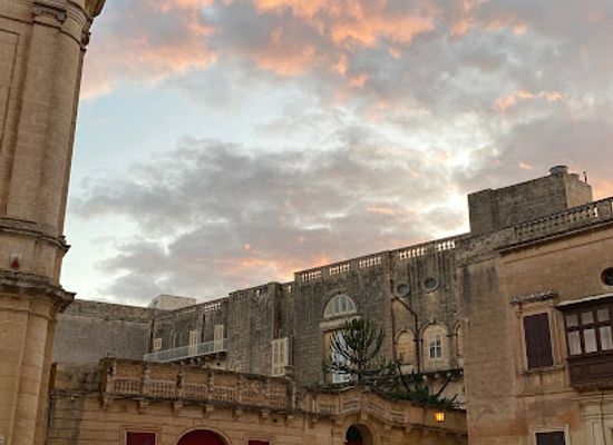 malta/bugibba/landmark/pjazza-san-pawl