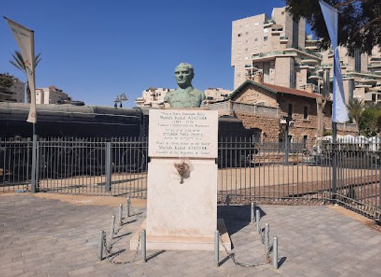israel/beersheba/landmark/turkish-railway-station