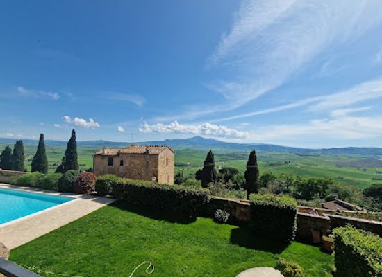 italy/val-d-orcia/landmark/la-terrazza-del-chiostro