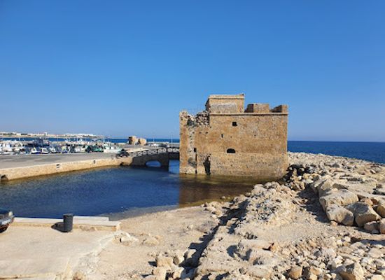 cyprus/paphos-district/landmark/paphos-castle