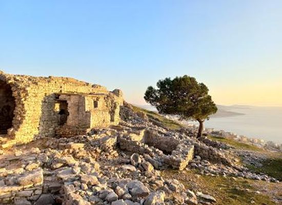 albania/delvina/landmark/the-monastery-of-the-40-saints-sarande