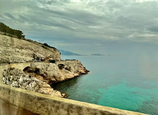 france/les-calanques-national-park/landmark/port-antique
