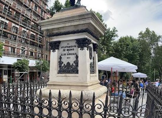 spain/madrid/landmark/pl-de-cascorro