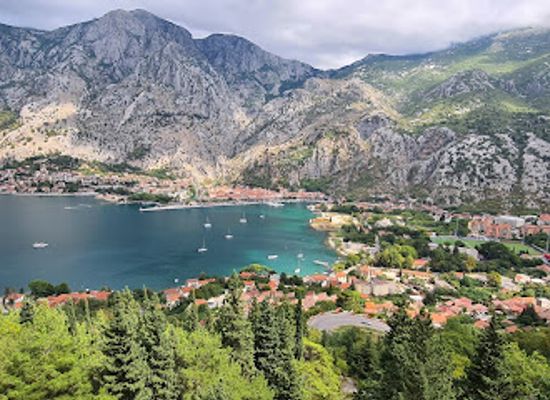 montenegro/kotor-bay/landmark/view-at-kotor-from-vrmac