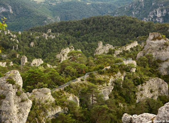france/gorges-du-tarn/landmark/chaos-de-montpellier-le-vieux