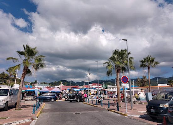 sint-maarten/cul-de-sac/landmark/bernards-tours