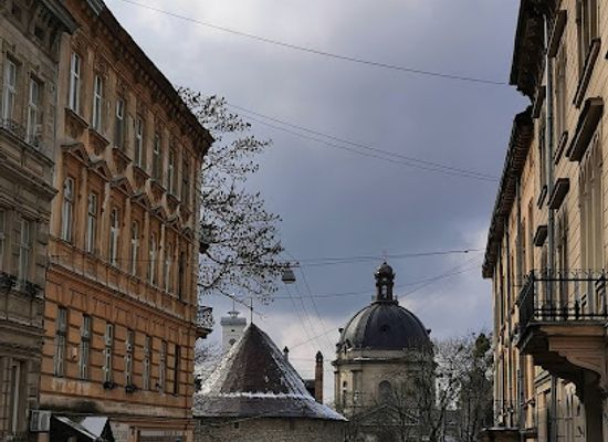 ukraine/lviv/lychakiv/landmark/powder-tower