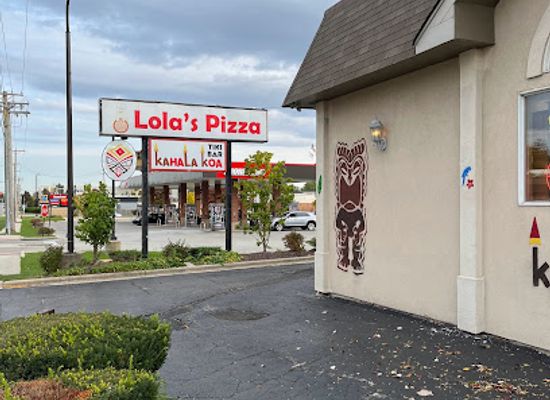 illinois/arlington-heights/landmark/lola-s-pizza-tiki-bar