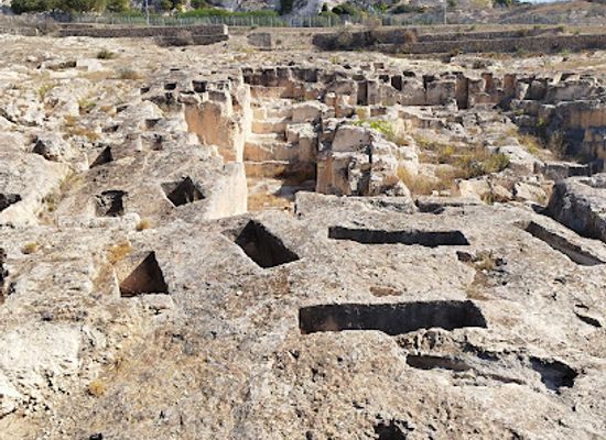 italy/sardinia/landmark/tuvixeddu-necropolis