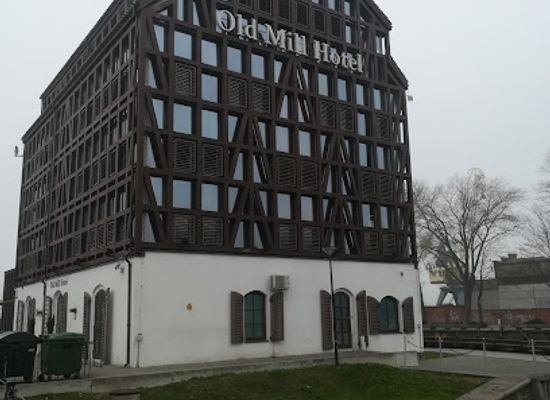 lithuania/klaipeda/landmark/pilies-uostas