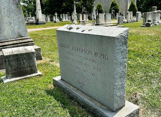 maryland/baltimore-metropolitan-area/landmark/gravestone-of-elijah-bond