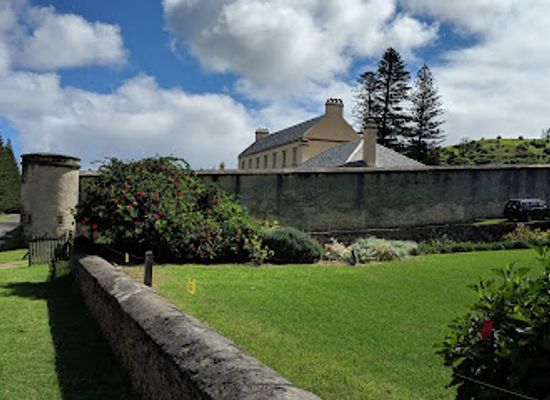 norfolk-island/st-barnabas-chapel/landmark/no-10-quality-row-house-museum